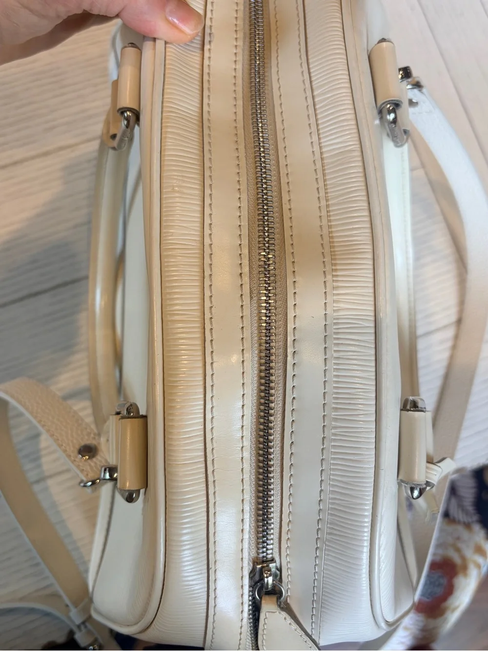 Louis Vuitton Bowling Montaigne PM, ivory, epi leather, handbag crossbody